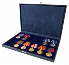 Футляр для 12 медалей на пятиугольной колодке D-32мм, обшит экокожей фото