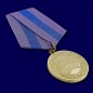 Медаль "За освобождение Праги" (муляж). Фотография №3