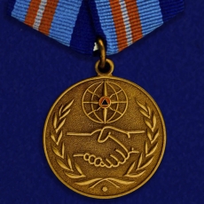 Медаль «За содружество во имя спасения» МЧС России фото